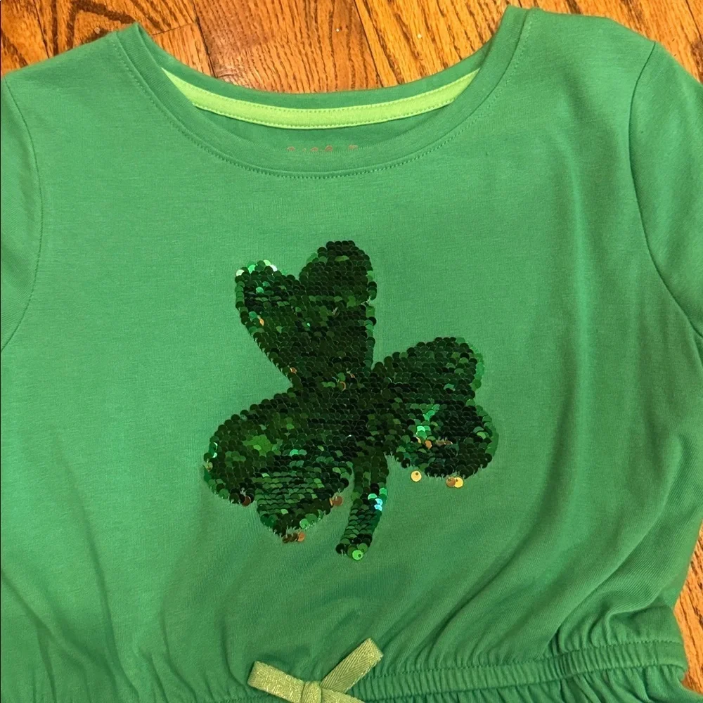 Cat & Jack St. Patrick's Day green dress gold and green flip sequins shamrock L
